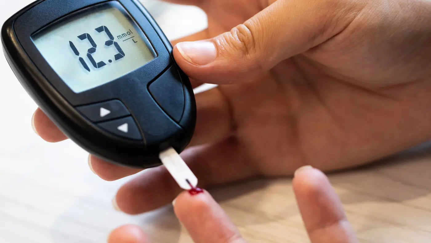 Blutzuckermessgerät mit Fingerstick