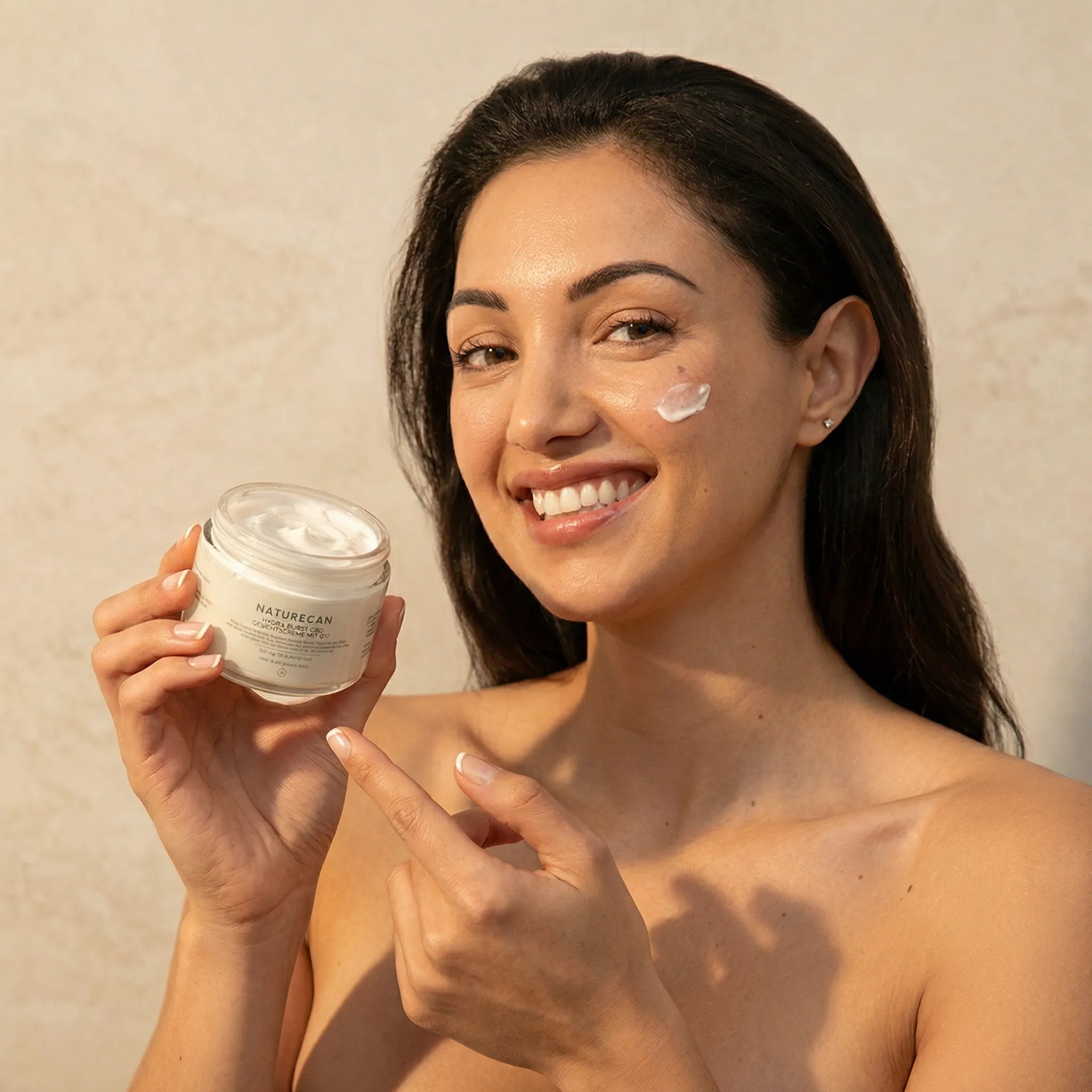 Anti-Aging CBD Nachtcreme mit Retinol